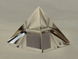天然水晶ピラミッド見本２